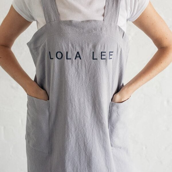 salon aprons pinafore