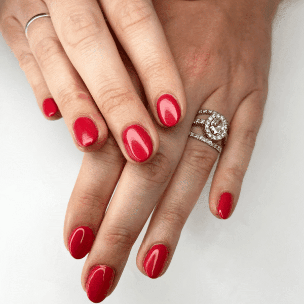 Lola Lee GP184 hands