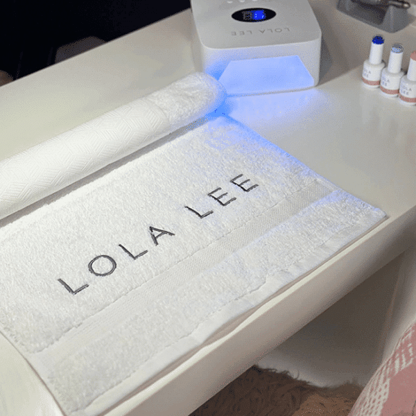 lola lee hand towel rest