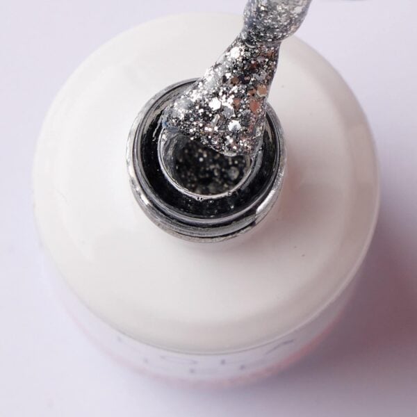 105 - Awesome chunky silver glitter gel nail polish bottle