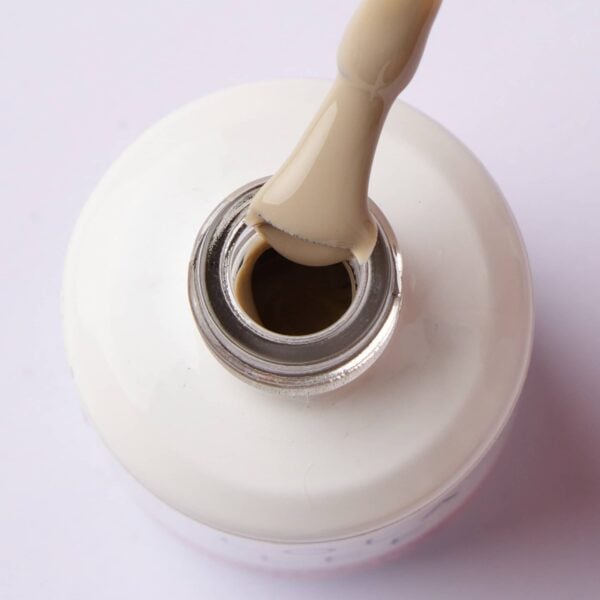 Lola Lee Nude colour Gel polish in a bottle
