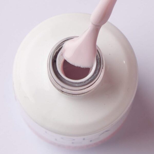 Open bottle of GP072 gel polish from Lola Lee